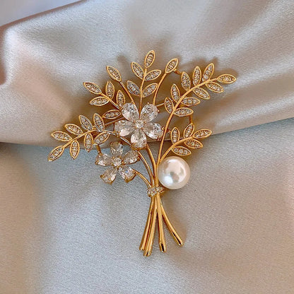 1PC Women's Fashion Trendy Flower Bouquet Brooches For Girls Elegant Unique Corsage Exquisite Pins Clothing Accessories Gifts