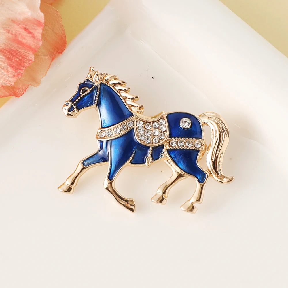 2026 New Women's Luxury Dress Horse Brooch Horse Year Mascot UK Travel Souvenir Gift