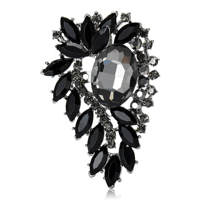 Beaut&Berry Vintage Crystal Glass Brooches for Women Unisex Court Pins Friends Party Gifts Banquet Jewellery Accessories