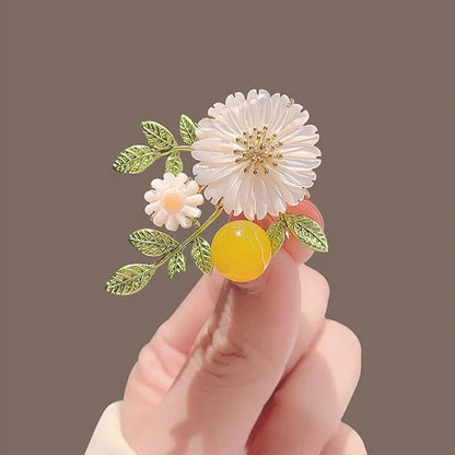Shiny Rhinestone Sunflower Brooch Pin For Women Luxury Zircon Daisy Flower Collar Badge Elegant Floral Bouquet Corsage Jewelry