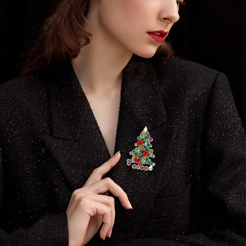 Baroque Luxury Christmas Tree Design Brooches and Pins for Men and Women, Jewelry, Fashion Accessories, and Party Gifts
