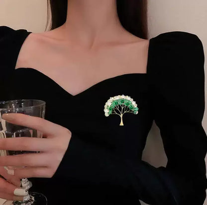 Elegant Tree of Life Brooch For Women Men Exquisite Green Crystal Zircon Tree Badges Brooches Shining Boutique Plant Decoration