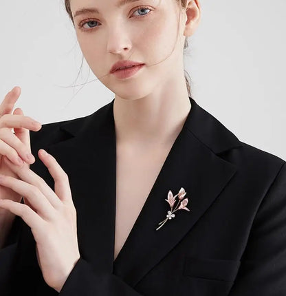 New Rhinestone Enamel Pins Lily Flower Brooches For Women Elegant Weddings Banquet LGBT Brooch Pins Gifts Dress Shirt Decoration