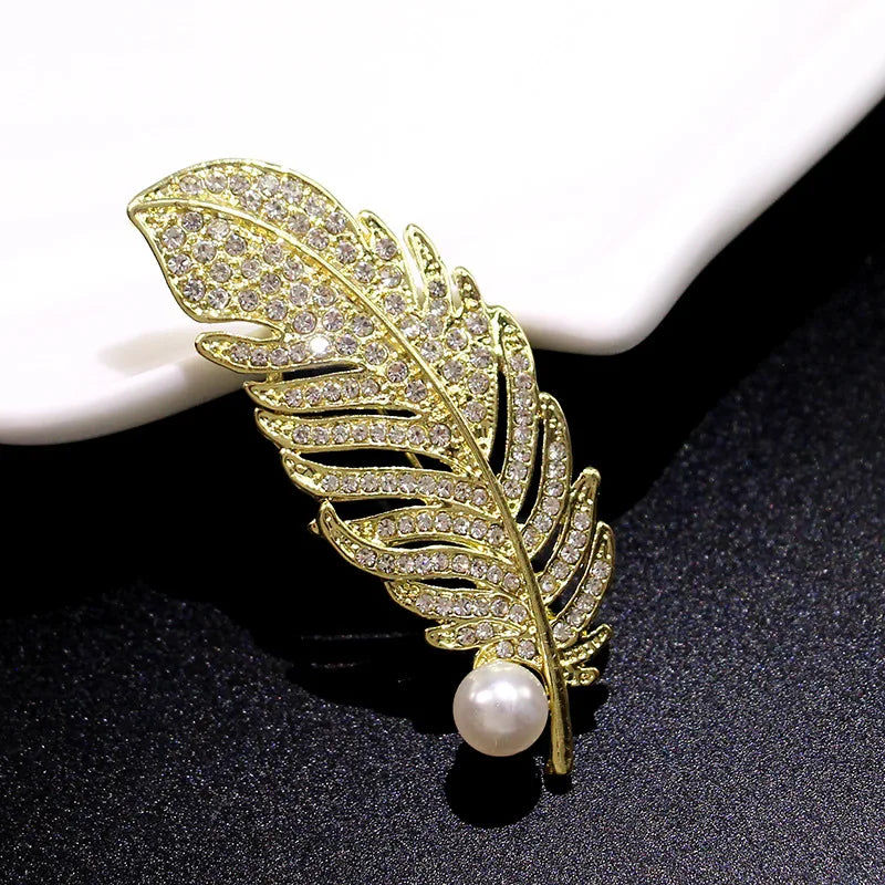 Women Girls Feather Rhinestone Brooches Jewelry Clothing Suit Pins Accessories