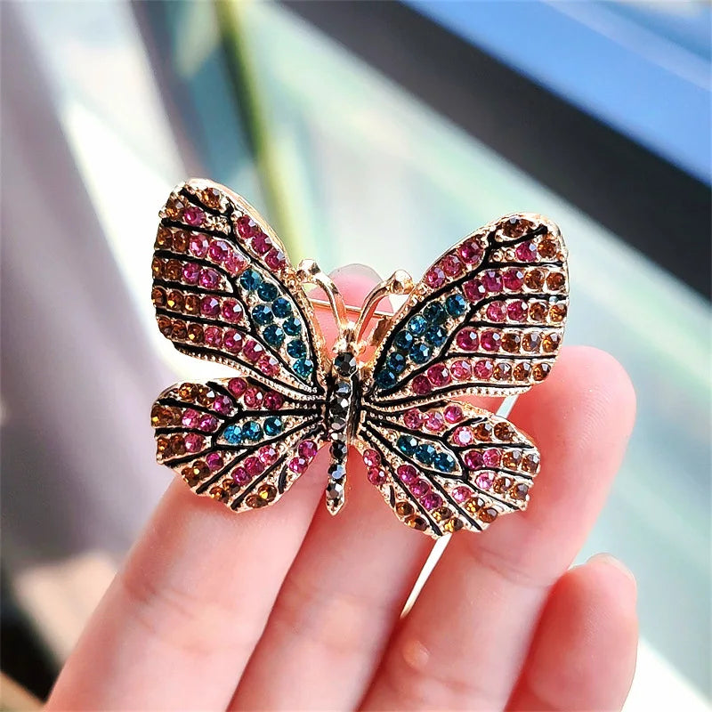 Classic Rhinestone Butterfly Brooches For Women Vintage Beauty Casual Brooch Pins Clothing Accessories Party Wedding Gifts