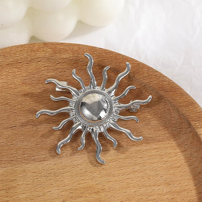Antique Jewelry Fashion Golden Sun God Brooch for Women Men Coat Accessories Female Vintage Crystal Brooches