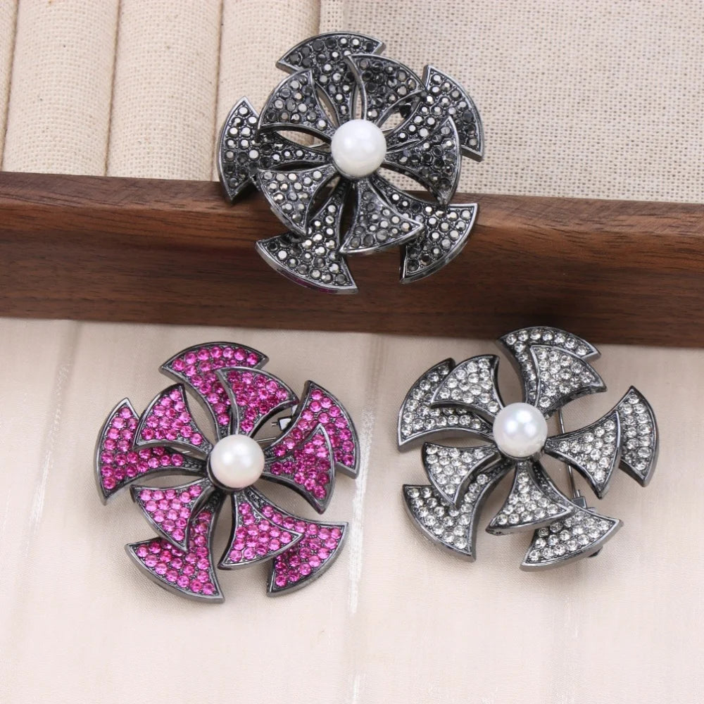 Baroque Luxury Floral Design Brooches for Men and Women, Jewelry, Fashion Accessories, Couple's Gifts, Holiday and Party Gifts
