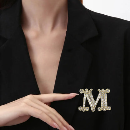 Letter M Brooch All-season Universal Alloy Corsage Pin for Men and Women High-end High-end Clothes Bag Scarf Accessories Brooch