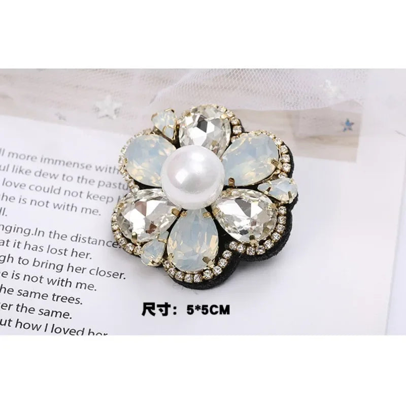 Elegant Geometric Crystal Stone Square Symmetrical Brooch Blue Green Large Rhinestone Cross Flower Pin with Clip for Women