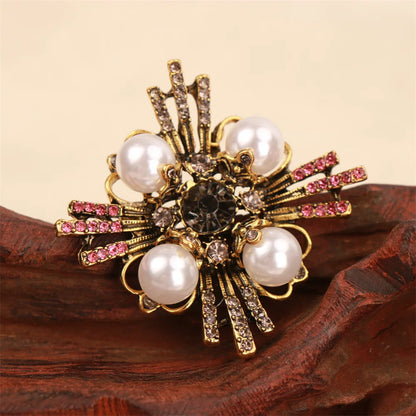 Baroque Luxury Beautiful Openwork Cross Floral Design Brooch for Men and Women, Jewelry Accessories, Wedding Holiday Party Gift