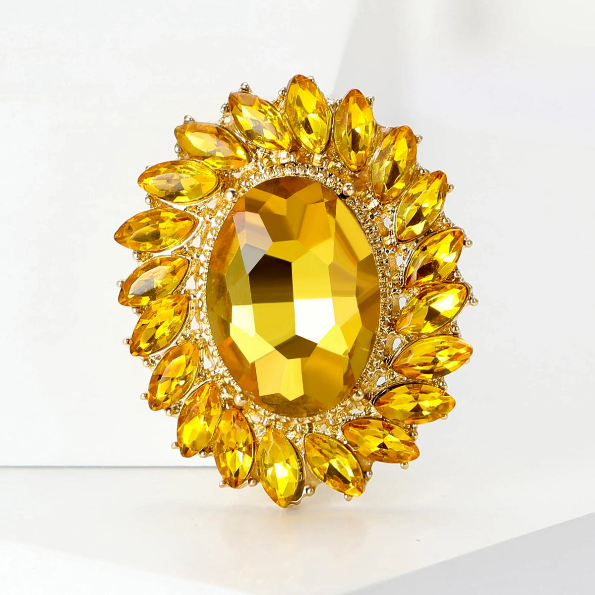 Crystal Oval Sunflower Brooches for Women Unisex 5-color Botanical Flower Pins Banquet Party Backpack Gifts Jewelry Accessories