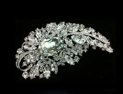 SKEDS Exaggerated Luxury Full Crystal Waterdrop Flower Brooch Pin For Women Men Shining Boutique Decoration Party Wedding Badges