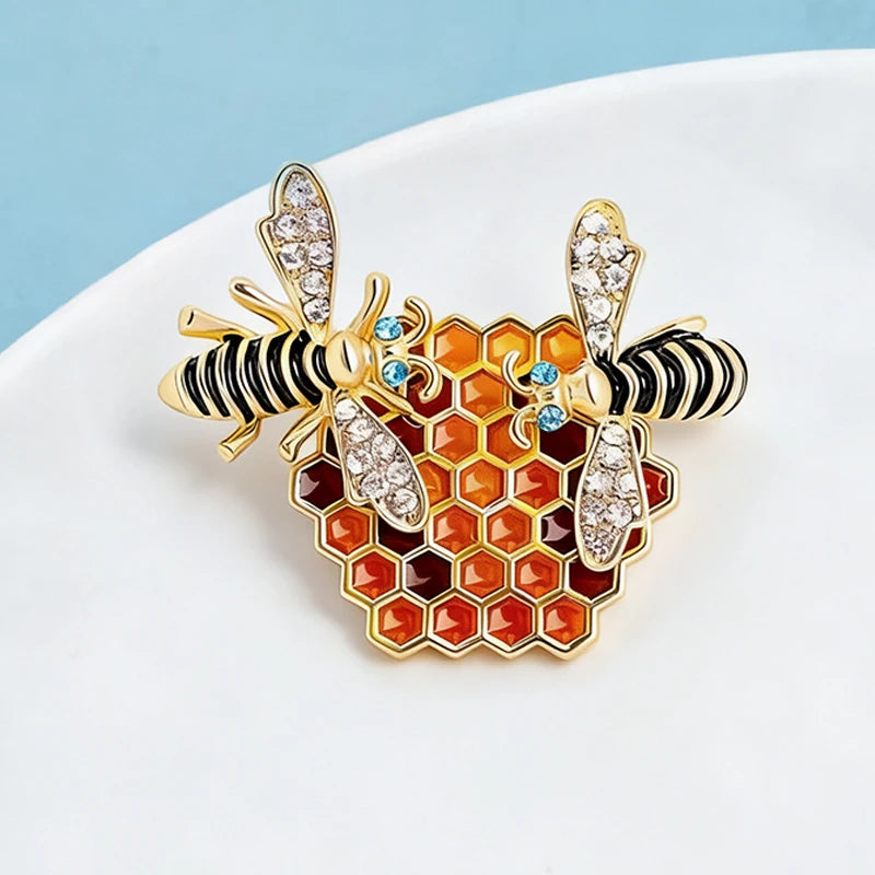 Wuli&baby Lovely Honeycomb And Bees Brooches For Women Unisex Rhinestone Enamel Insects Party Office Clothes Brooch Pins Gifts