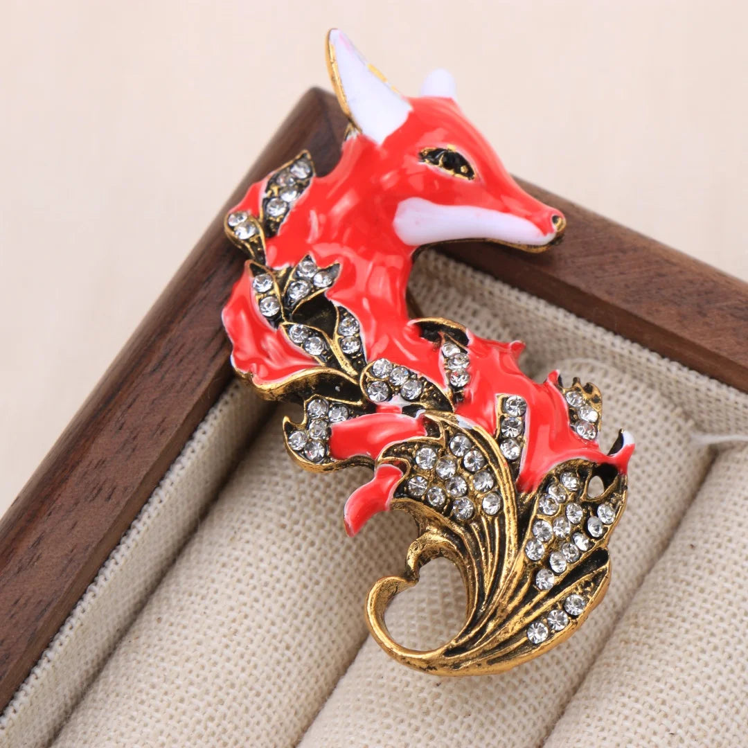 Baroque Luxury Fox Animal Design Brooch for Men and Women, Jewelry, Fashion Accessories, Couple's Gift, Holiday Party Gift