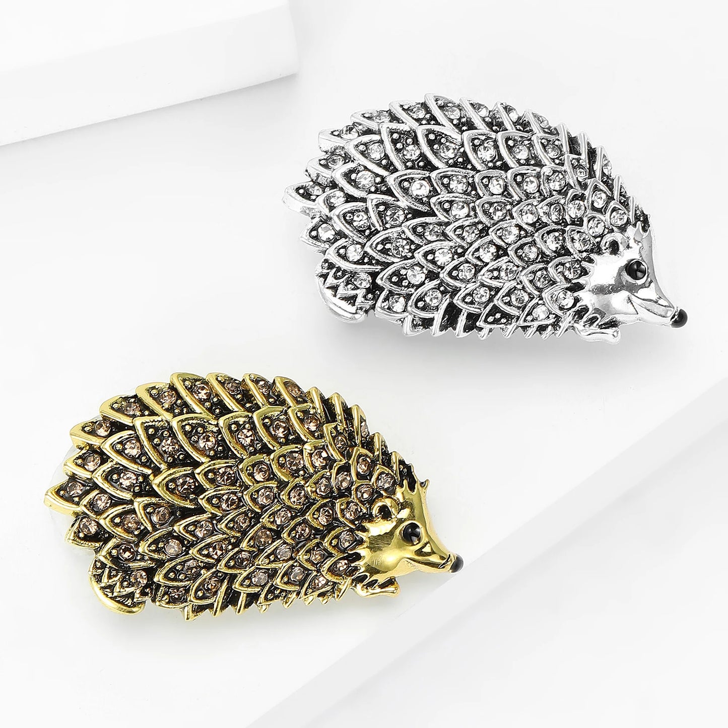 Beaut&Berry Classic Rhinestones Hedgehog Brooches for Women Unisex Animal Pins Casual Party Accessories Gifts Friend Decoration