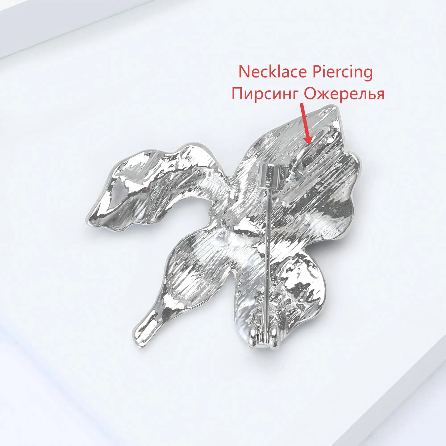 Beaut&Berry Classic Enamel Phalaenopsis Orchid Brooches for Women Plant Flower Pins Casual Party Friends Accessories New Gifts