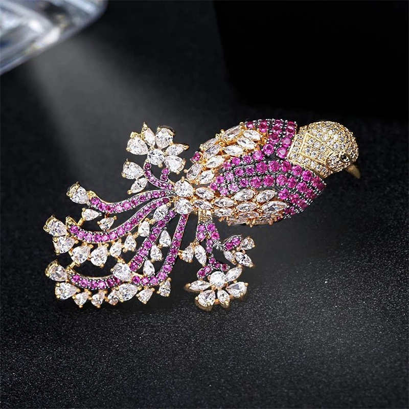 Creative Bird Brooch Leisure Brooch Lady Luxury Jewelry Gold-plated  Animal Brooch Coat Scarf Brooch