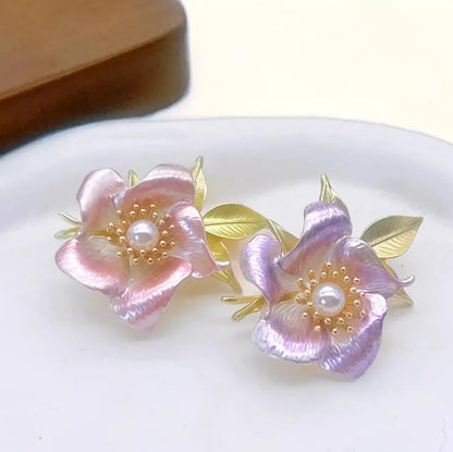 Exquisite Enamel Flower Brooch for Women Unique Pearl Plant Leaf  Lapel Pin Coat Sweater Jewelry  Accessories