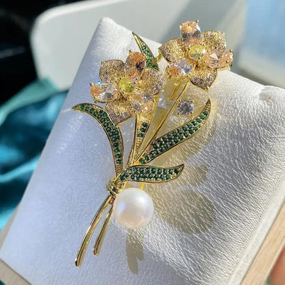 Exquisite Sparkling Crystal Rhinestone Flower Pearl Brooches For Women Clothing Coat Jewelry Accessries Gifts