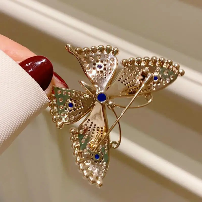 Fashion Luxury Pearl Rhinestone Butterfly Brooches For Women Clothing Coat Accessries Gifts