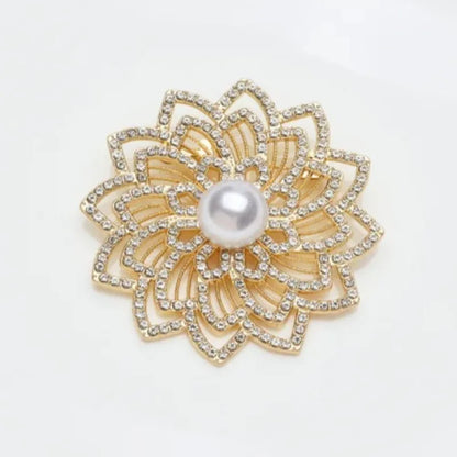 Elegant Hollow Out Flower Brooch Pearl Rhinestone Lapel Pin Corsage For Women Coat Fashion Jewelry Accessories Gift