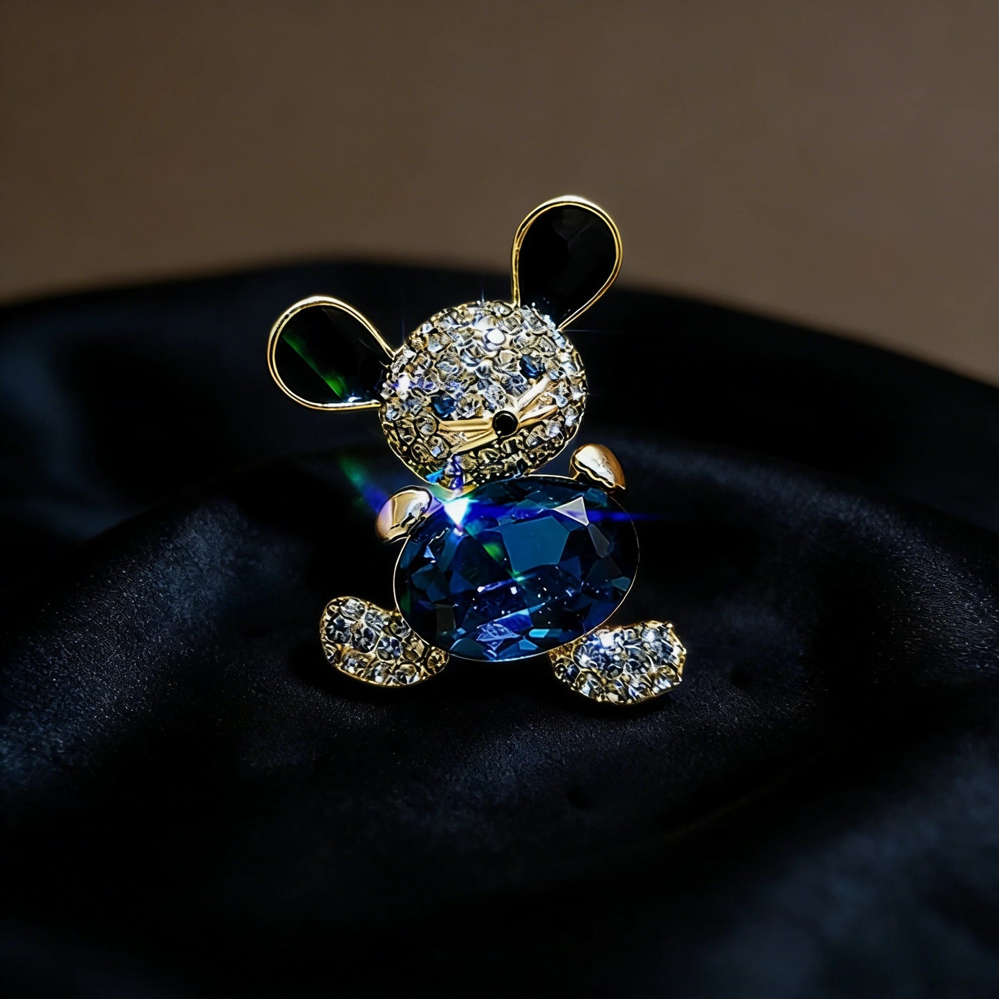 SKEDS Girl Cute Mini Little Mouse Brooch Blue Crystal Animal Bear Pin Badge Scarf Buckle Luxury Corsage for Women and Men