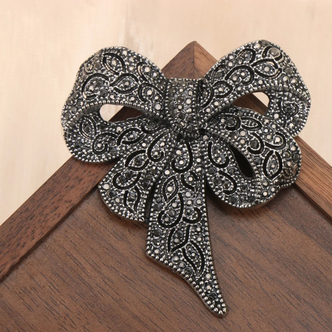 Baroque-Style Luxury Bow Brooch for Men and Women, Jewelry and Fashion Accessories, Perfect for Holidays and Parties
