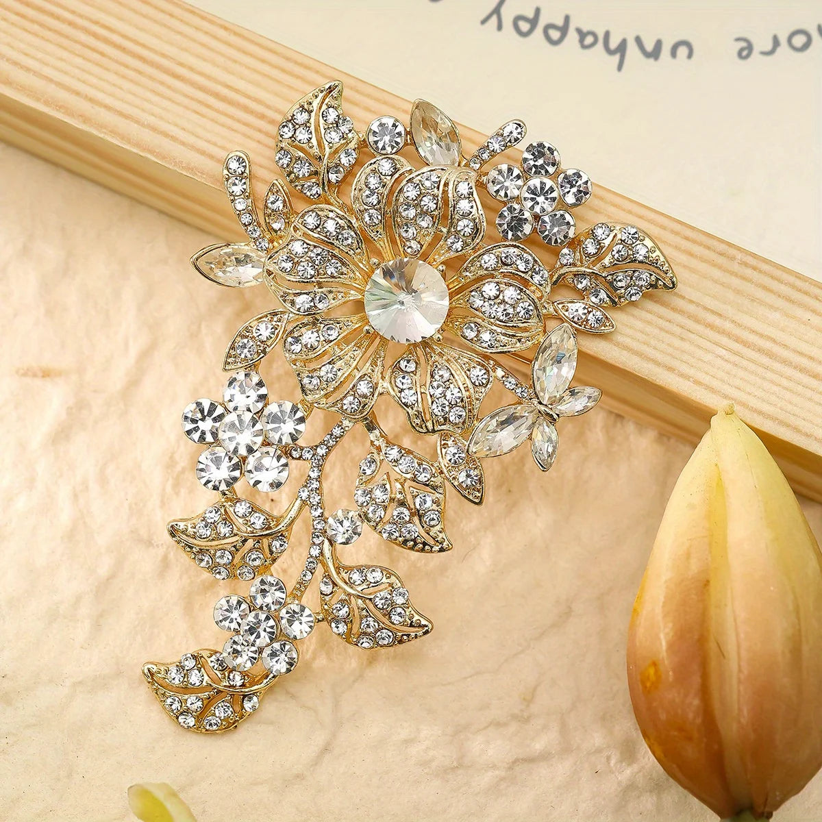 SKEDS Exaggerated Luxury Full Crystal Waterdrop Flower Brooch Pin For Women Men Shining Boutique Decoration Party Wedding Badges