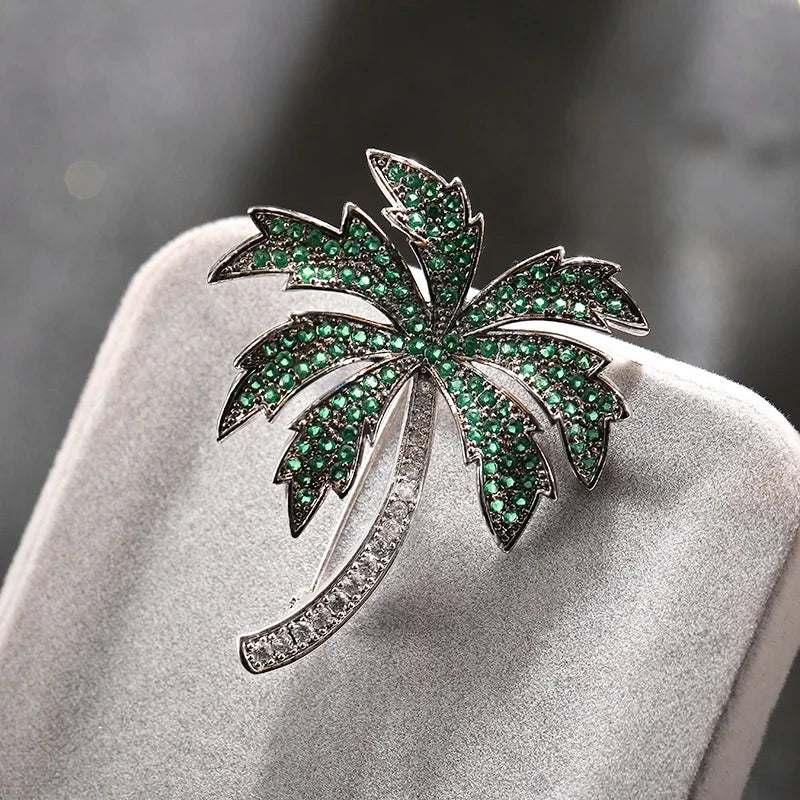 Luxury Rhinestone Cocktail Glass Brooch Creative Snowflake Brooch Jewelry Cubic Zirco Brooch Lady Bouquet Christmas Brooch