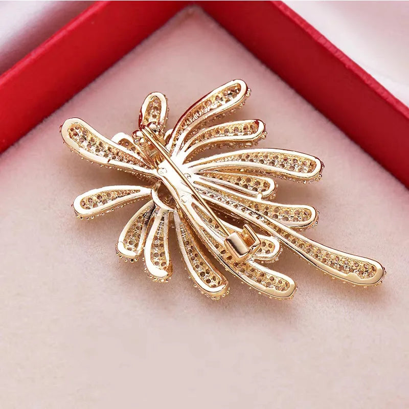 Luxury Firework Shape Full Rhinestone Brooch For Women Shiny Cubic Zirconia Starburst Pin Elegant Suit Coat Dress Accessory Gift