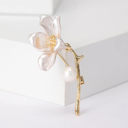 Luxury Pearl Enamel Flower Brooches for Women 4-color Botanical Pins Elegant Casual Accessories Perfect Gifts