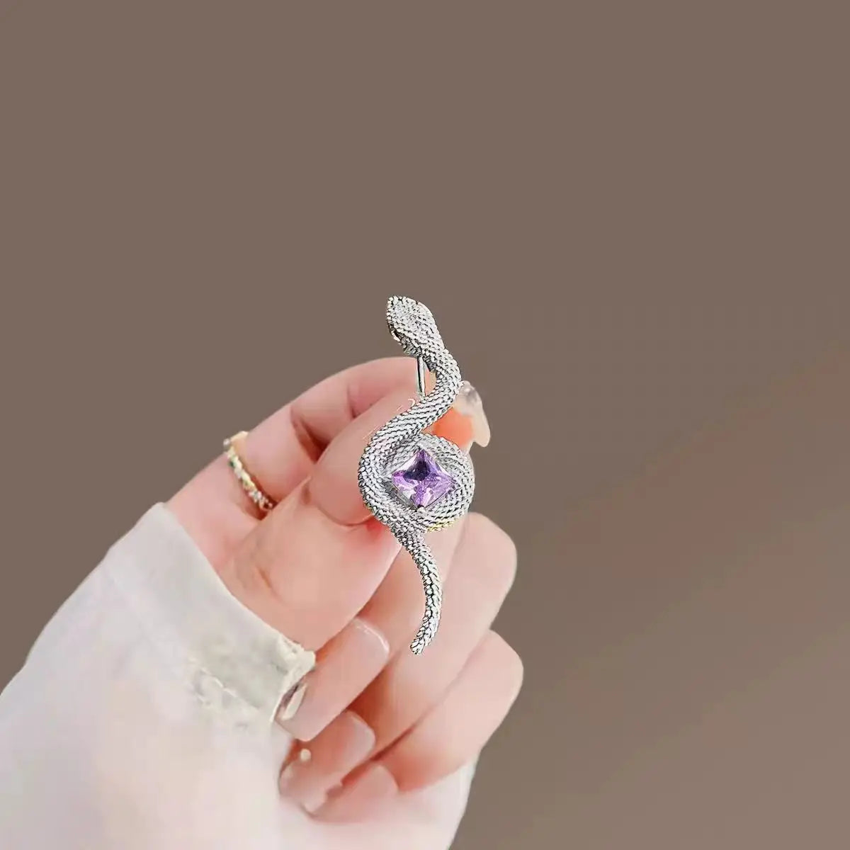 Clearance Price Snake Shape Brooches for Women Men Rhinestone Crystal Lapel Pin Clearance Sale