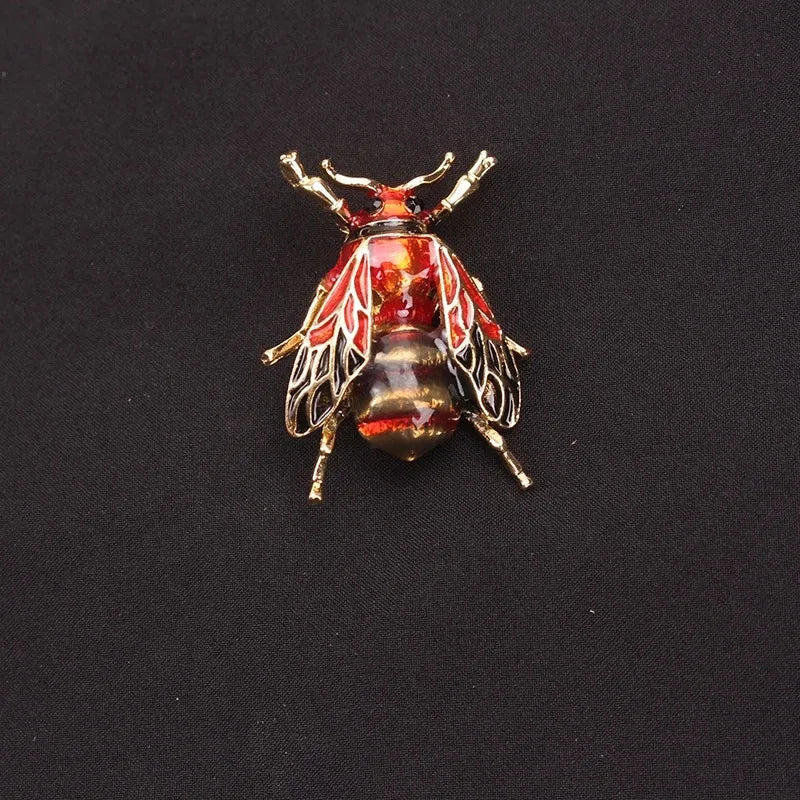 Enamel Bumblebee Brooches Women Alloy Yellow Bee Insect Brooch holiday Gift Broche Banquet Pins
