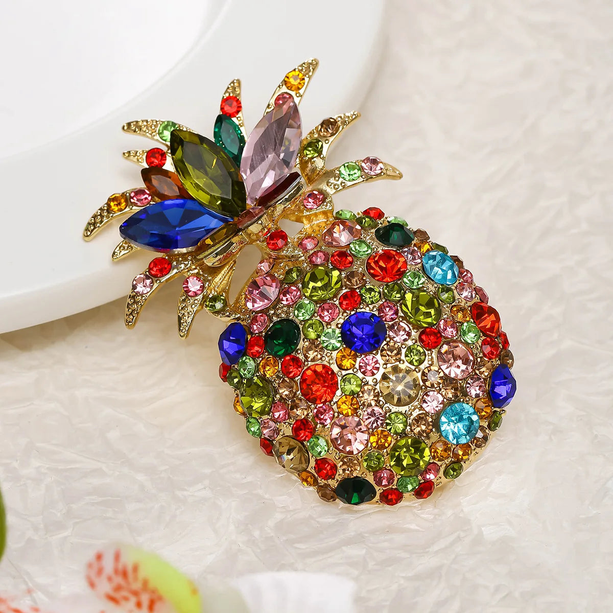Elegant and Beautiful Watermelon Apple Durian Mulberry Fruit Design Brooch Pin for Men and Women Clothing Accessories