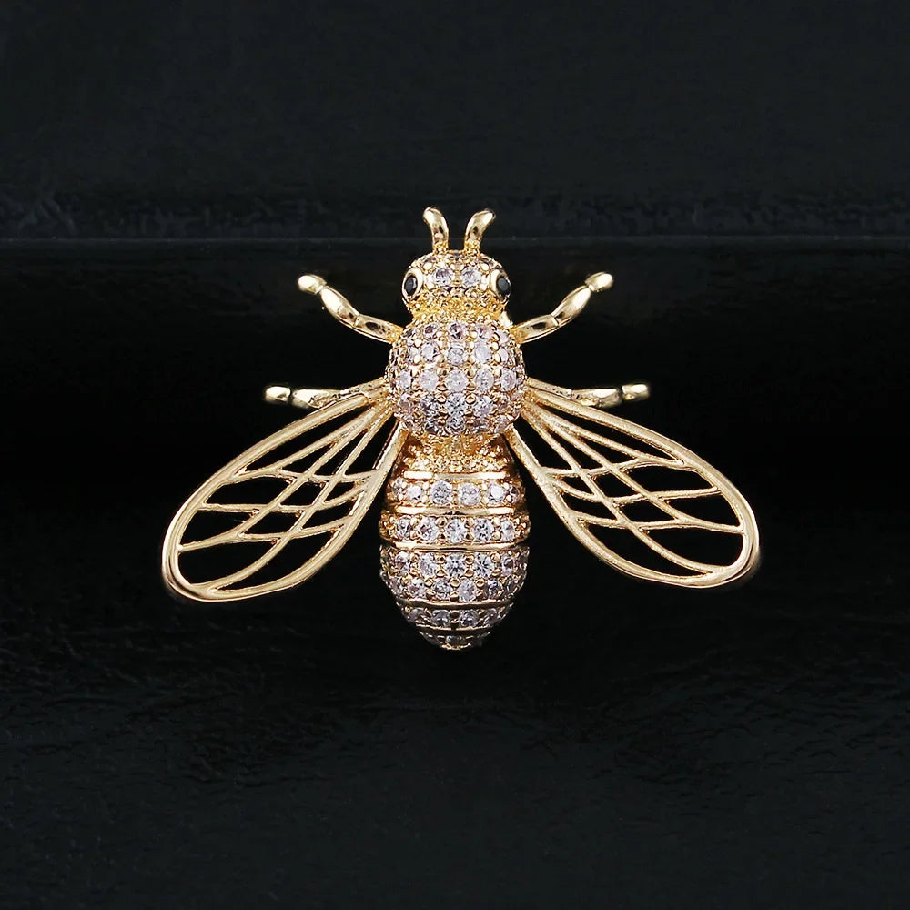 Trendy Animal Crystal Bee Brooch Metal Zircon Lapel Pins Men's Suit Shirt Small Collar Pin Corsage Jewelry for Women Accessories