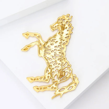 Beaut&Berry Fashion Enamel Hollow Horse Brooches for Women Animal Pins Casual Party Accessories Luxury Gifts Friends Decoration