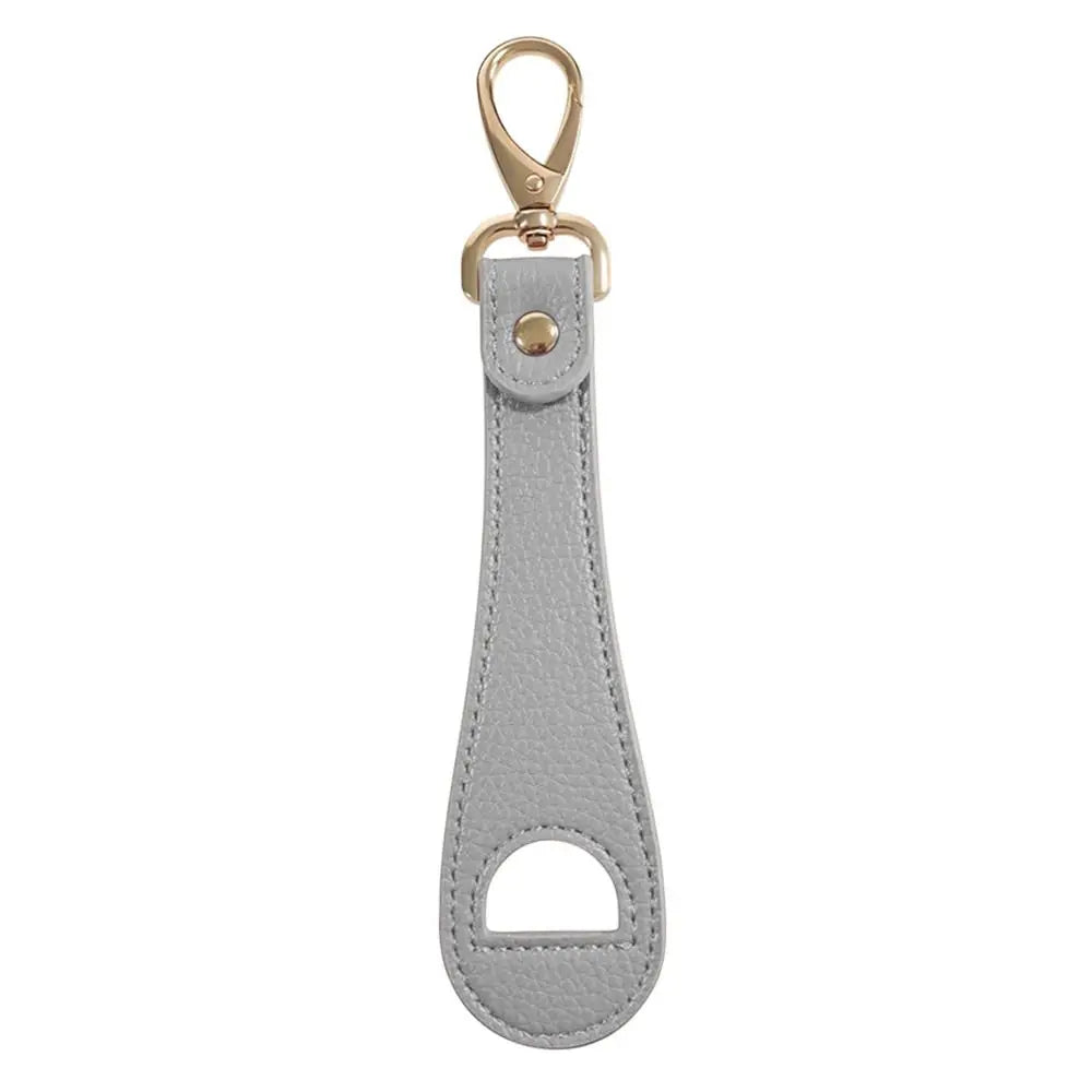 1Pcs PU Leather Hat Clip Hat Holder Hat Keep Clip Hands Free Storage Clip Buckle Outdoor Travel Hooks Handbag Accessories