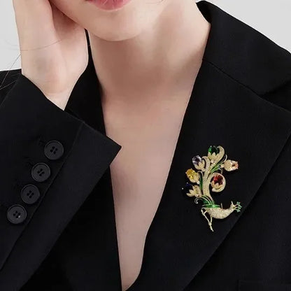 Exquisite Crystal Bird Brooch Women Badges Rhinestone Peacock Open Screen Party Lapel Pin Accessories