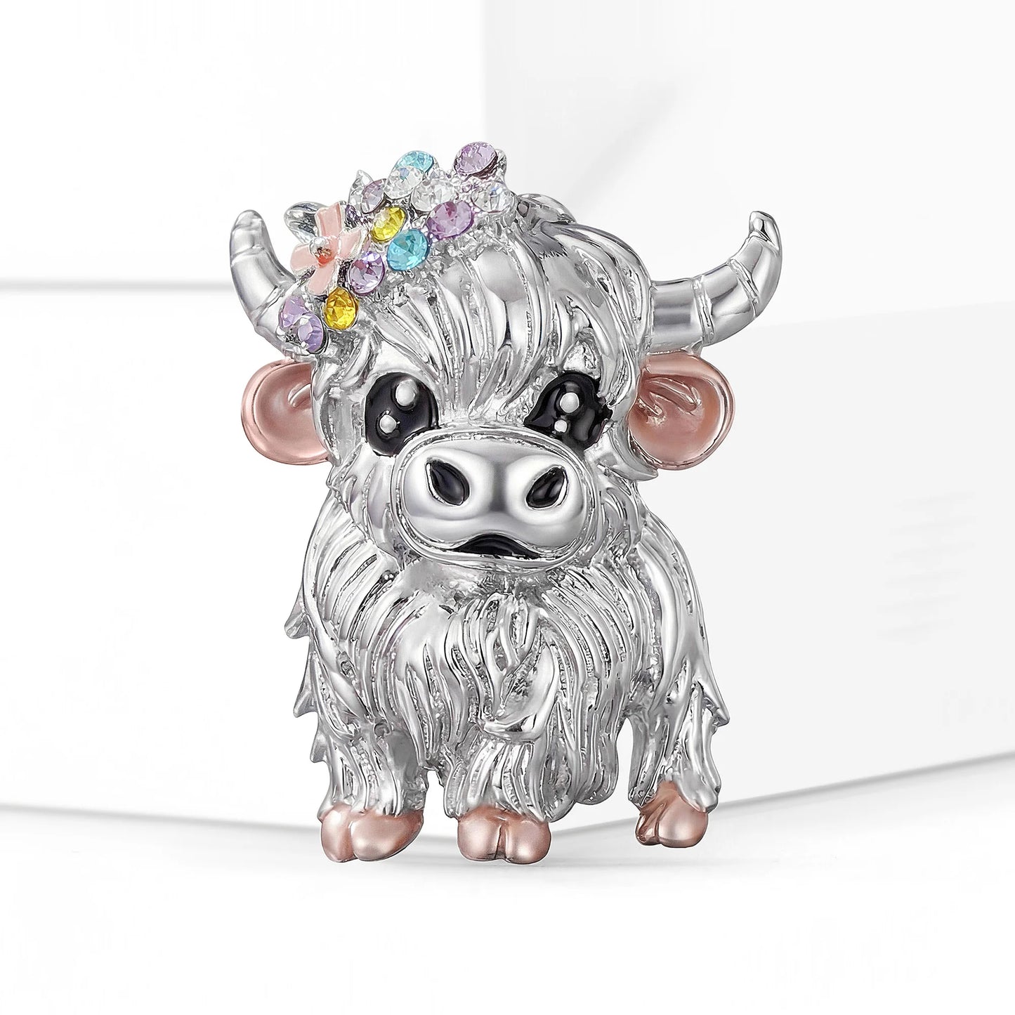 Beaut&Berry Cute Enamel Cattle Brooches for Women Unisex Animal Pins Casual Party Jewelry Accessories Gifts Decoration