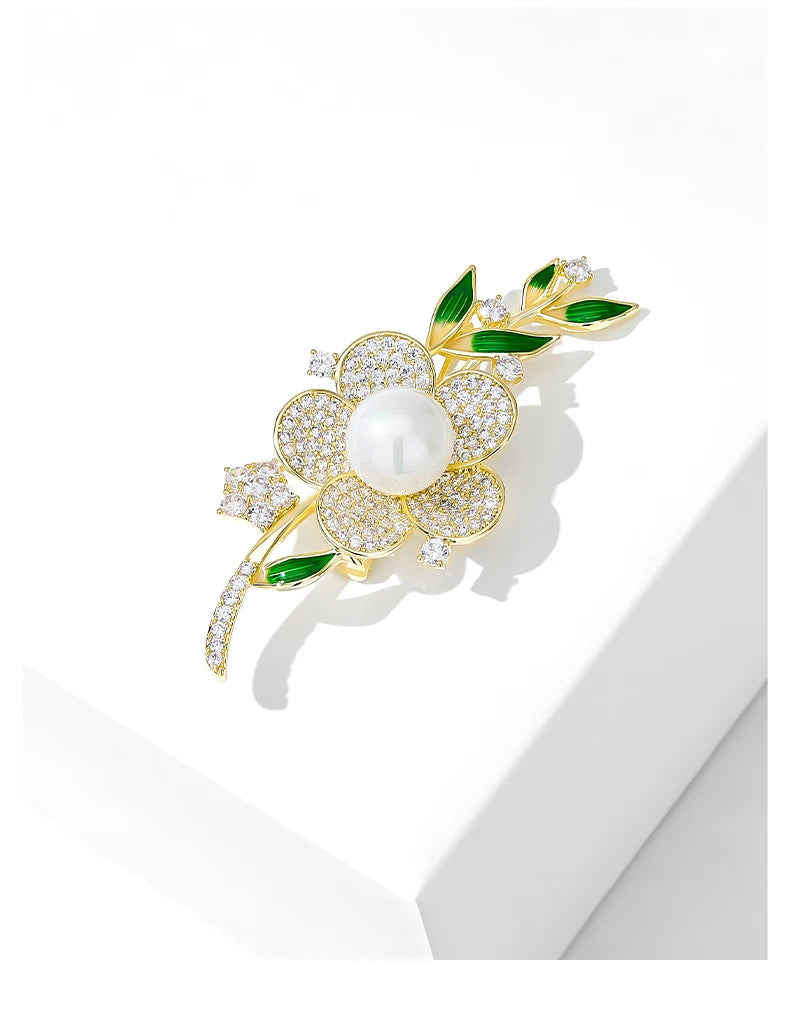 New Flowers Pearl Enamel Leaves Brooches for Women Men Elegant Plant Suit Coat Winter Accessories Pins