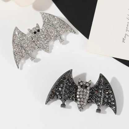 Funny Bat Brooch Gothic Lapel Pin For Women Clothing Coat Sweater Halloween Holiday Party Jewelry Accessories Gift