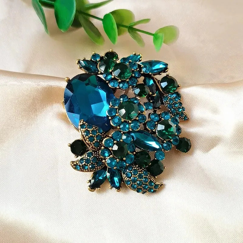 Women Style Stylish Flower Rhinestone Alloy Brooch Jacket Coat Jewelry