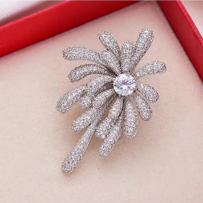 Luxury Firework Shape Full Rhinestone Brooch For Women Shiny Cubic Zirconia Starburst Pin Elegant Suit Coat Dress Accessory Gift