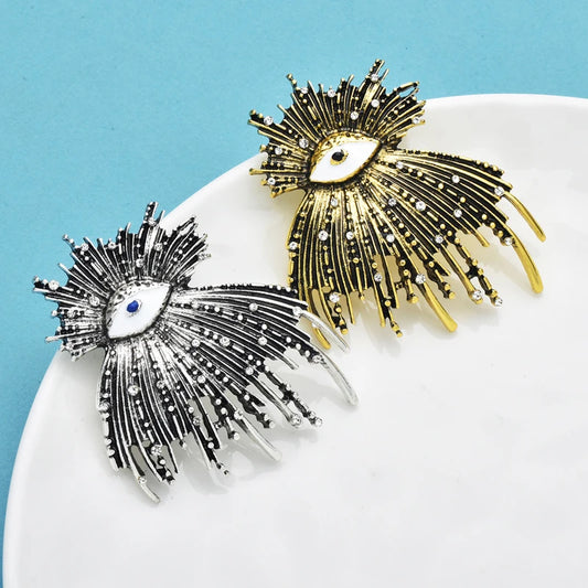 Wuli&baby Vintage Lovely Eye Brooches For Women Unisex 2-color Lovely Metal Enamel Eyes Party Casual Brooch Pins Gifts