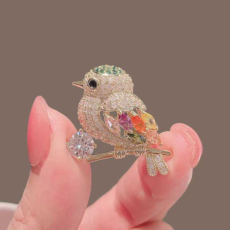 Exquisite gold color bird design versatile fashion trend personalized accessory buckle brooch