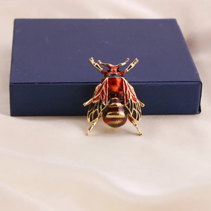 SKEDS Luxury Exaggerated Vintage Women Girls Crystal Bee Brooch Pin Fashion Elegant Lady Exquisite Insect Rhinestone Badges