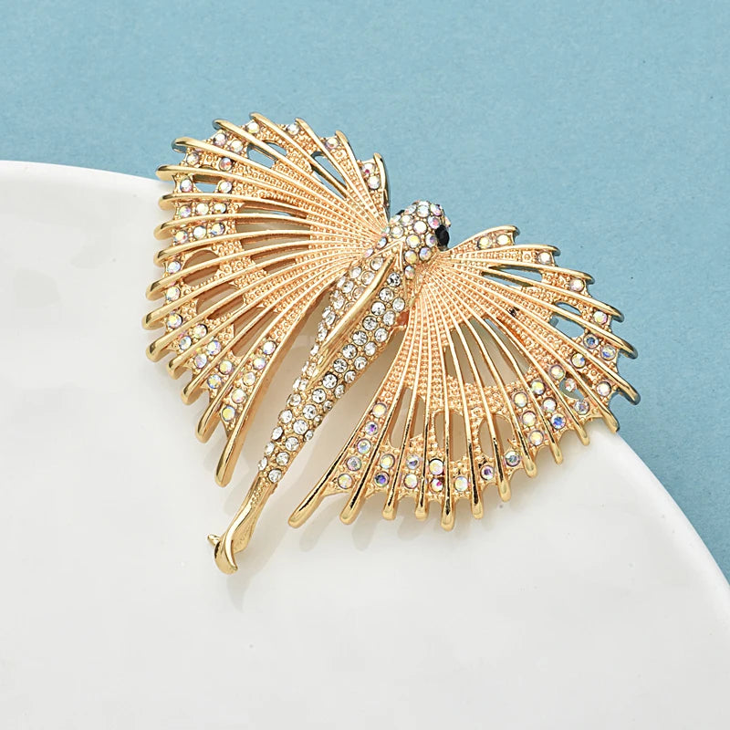 Wuli&baby Alloy Flying Fish Brooches For Women Unisex Lovely Rhinestone Water Animal Party Casual Brooch Pins Gifts