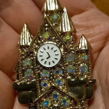 Exquisite Women Men Fashion Crystal Building Dazzle Brooch Badges Vintage Style Lady Retro Rhinestone Castle Pin Accessories