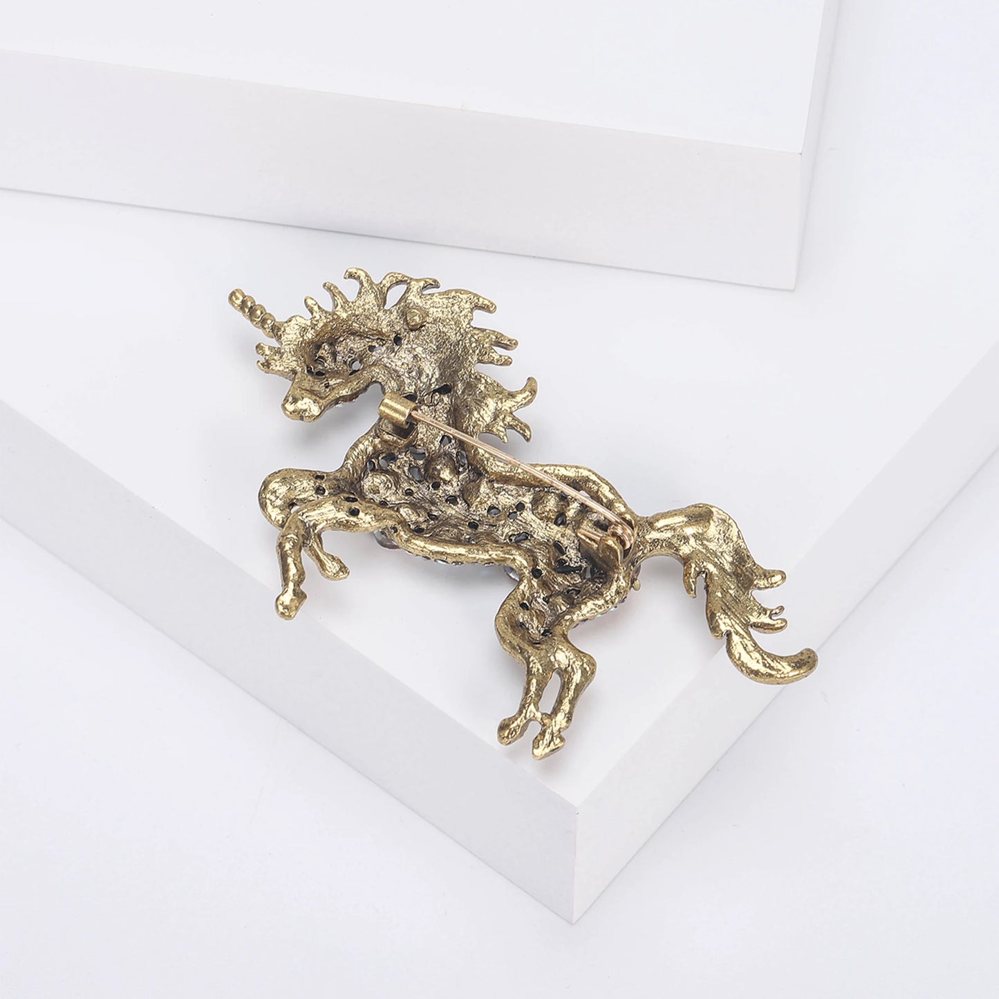 Beaut&Berry Classic Rhinestone Horse Brooches for Women Animal Pin Necklace Luxury  New Year Gifts Friends Zodiac Animal Jewelry
