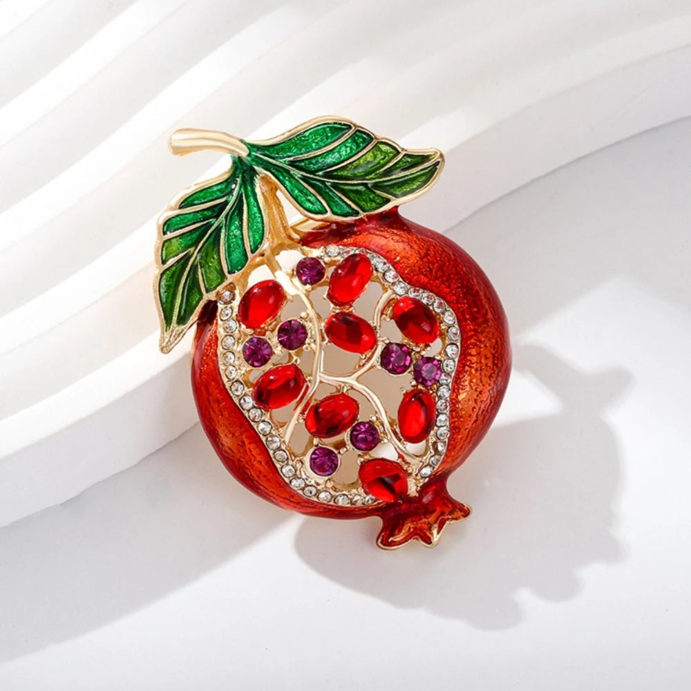 Elegant and Beautiful Watermelon Apple Durian Mulberry Fruit Design Brooch Pin for Men and Women Clothing Accessories